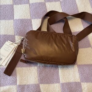 Beis Expandable Puff Pouch